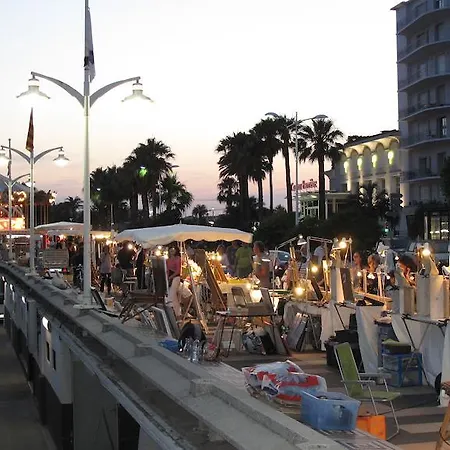 شقة Dans St Raphael *