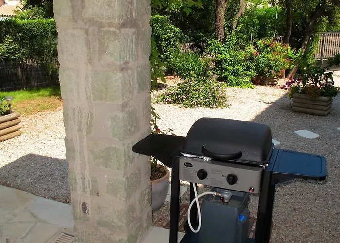 Dans St Raphael Lägenhet