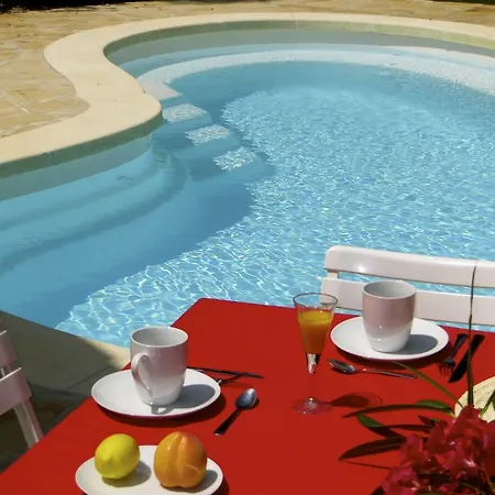 Apartment Dans St Raphael *