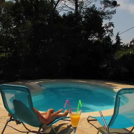 Apartmán Dans St Raphael Saint-Raphaël
