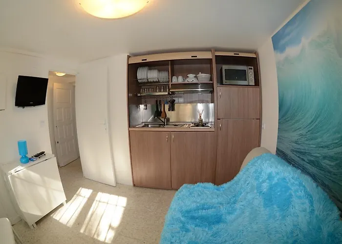 Dans St Raphael * Saint-Raphaël